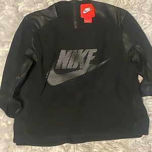 Black Nike Cropped 3/4 Sleeve Sweatshirt, Size Medium